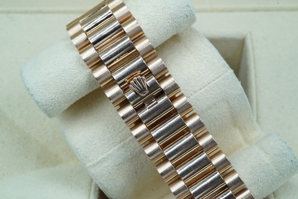Rolex 228235 - Image 9