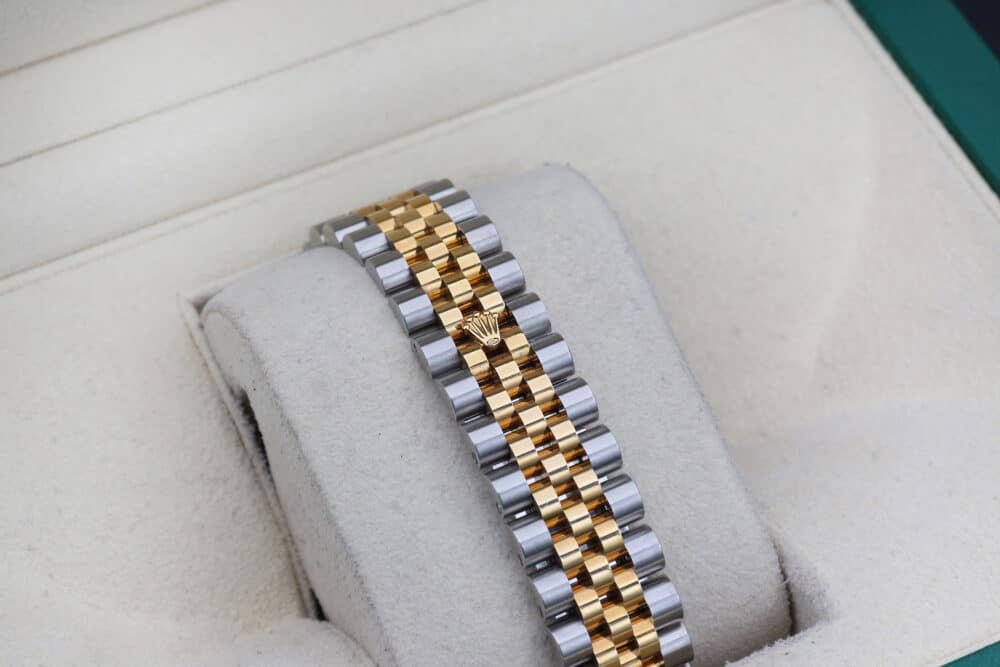 Rolex 116233 White Roman DATEJUST  36mm 2008 - Image 7