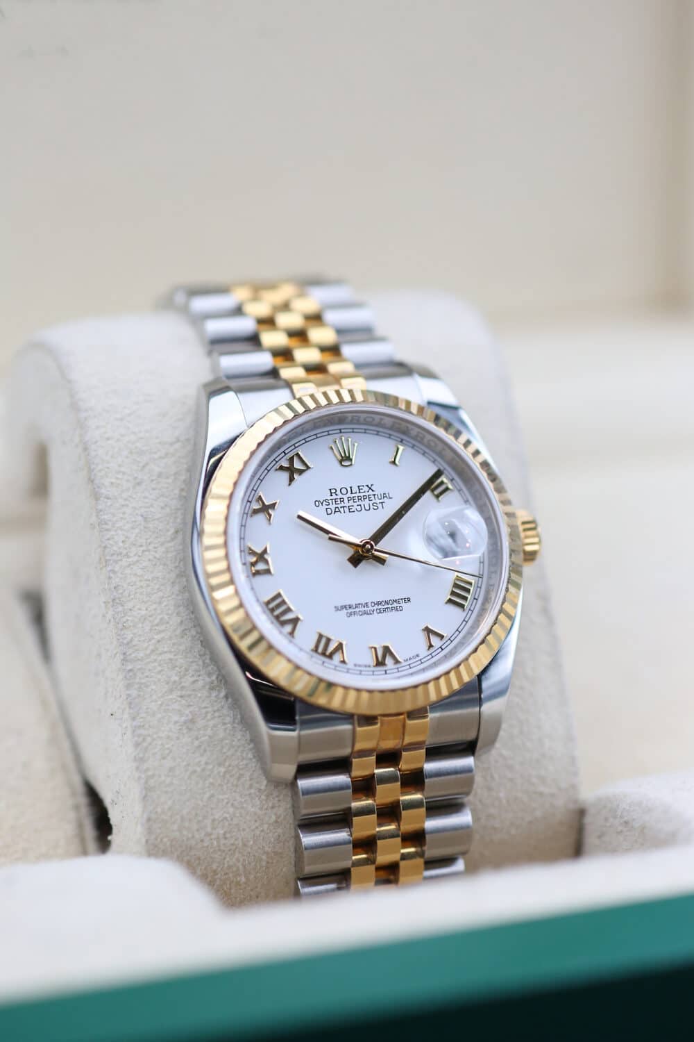 Rolex 116233 White Roman DATEJUST  36mm 2008 - Image 3