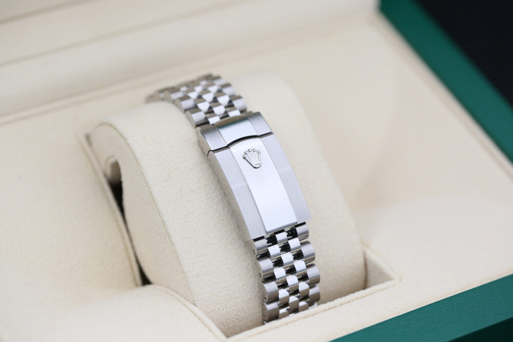 Rolex Datejust Mint Green 126234 36mm 2024 - Image 8