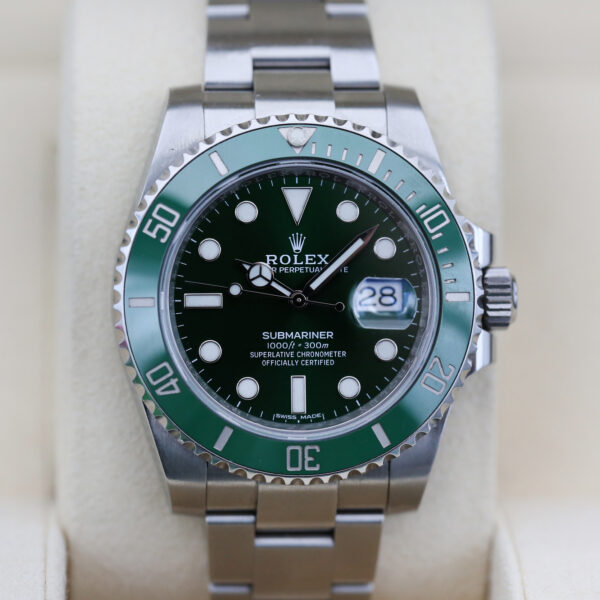 Rolex 116610LV Green SUBMARINER 40mm 2015 Hulk